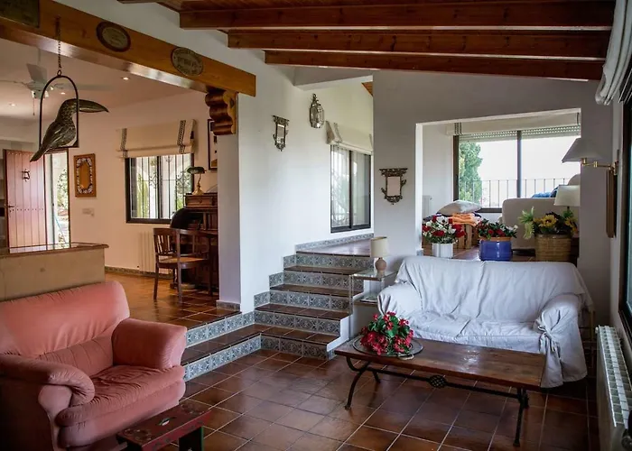 Las Buganvillas